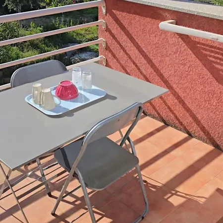 Apartment Nice 2 Bedroom Apartment For 4 People *